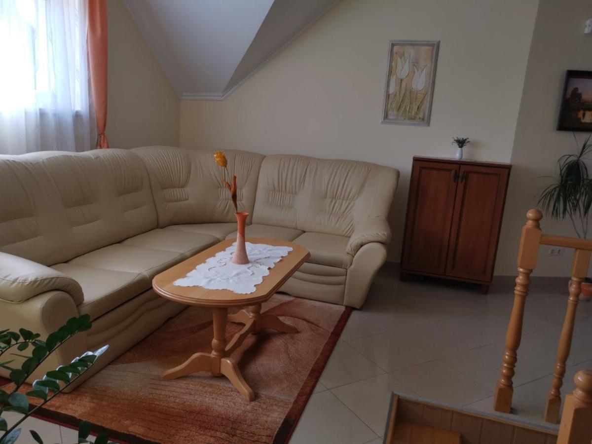Harmonia Panzio Hotel Sarospatak Ngoại thất bức ảnh