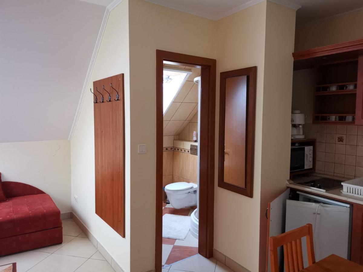Harmonia Panzio Hotel Sarospatak Ngoại thất bức ảnh